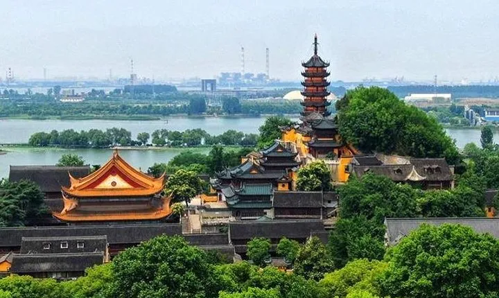 Private Car and Driver Service to Zhenjiang from Nanjing