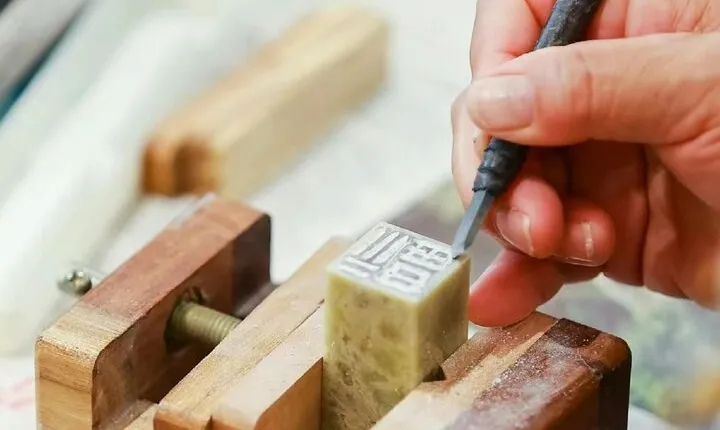 Private Tour: Terracotta Warriors& Foodie Tour and Seal Carving
