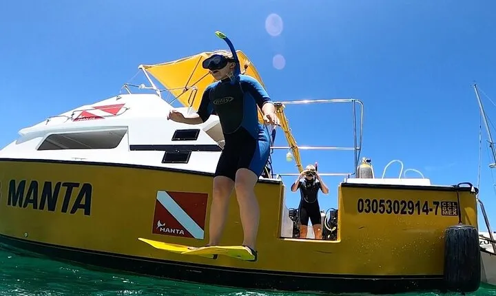 Guided by Divemaster, Cabo San Lucas short Snorkeling Tour MANTA