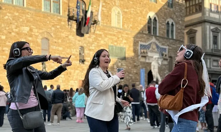 Florence Sunset Tour: Silent Disco & Aperol Spritz