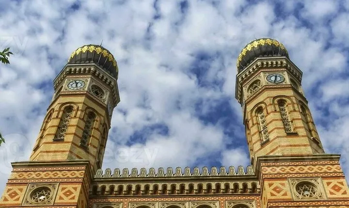 A Self-Guided Tour Through Budapest's Jewish Quarter