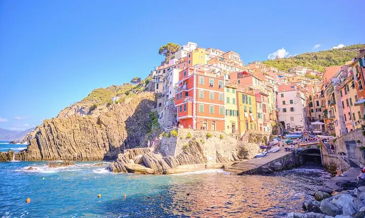 Cinque Terre tour with limoncino tasting from La Spezia Port