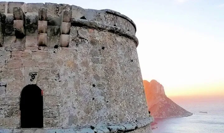 Secrets of Ibiza - Car tour in 8 hours