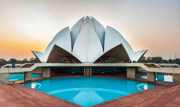 Lotus Temple & Humayun's Tomb Half-Day Guided Tour