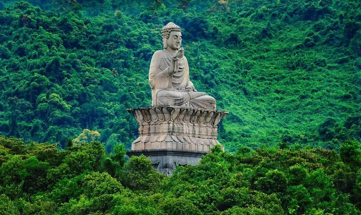 Hue Zen Tour