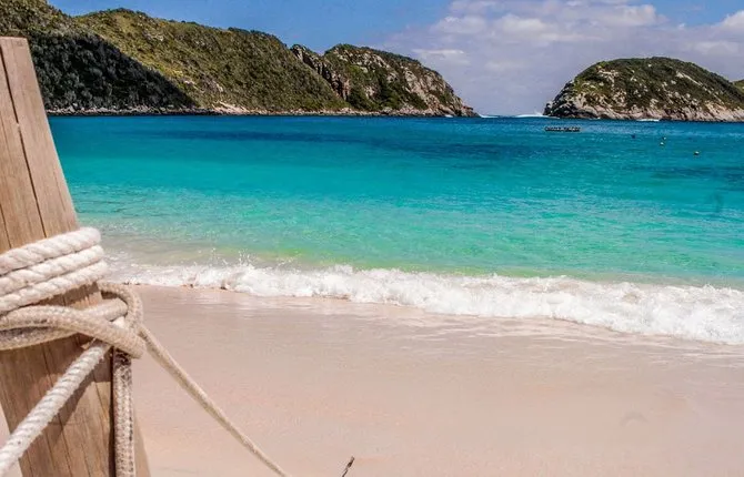 Boat trip through the wonders of Arraial do Cabo