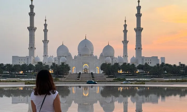 Private Abu Dhabi Full Day Modern Tour