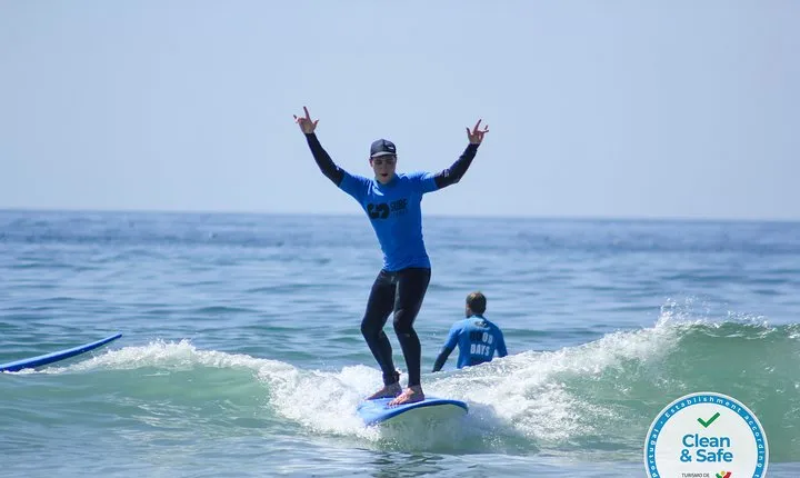 The Surf Instructor in Costa da Caparica