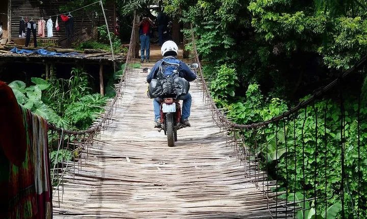 Hanoi - Mai chau Adventure 2 Days 1 Night sleep at bungalow -packaged tour