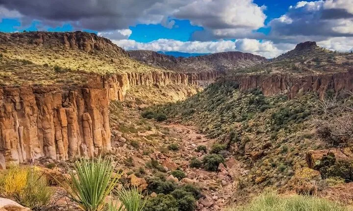 Southwest Horseback Riding in Laughlin