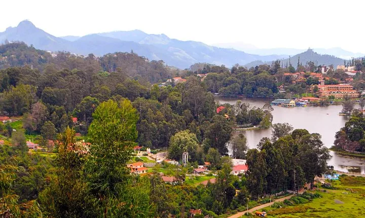 Day Trip to Kodaikanal (Guided Sightseeing Tour by Car from Madurai)