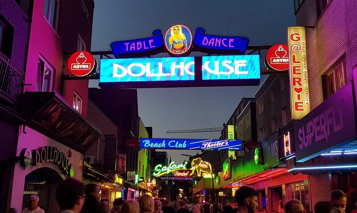 Reeperbahn neighborhood tour