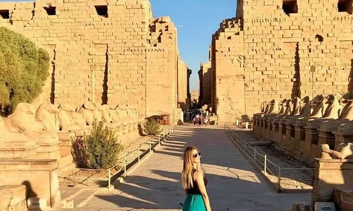 4 Nights Cruise Luxor, Aswan, Abu simbel, Balloon,and Tours By Bus From Hurghada