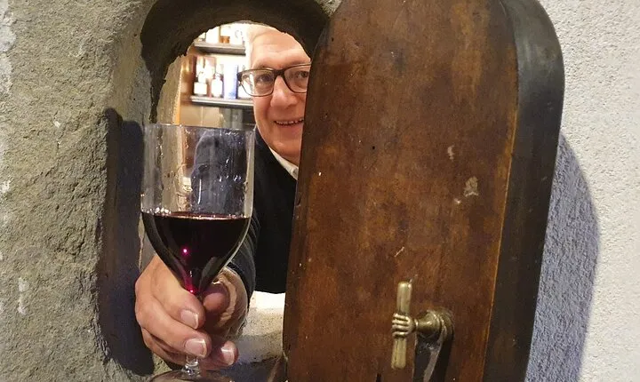 Food Tour Through the Streets of Florence