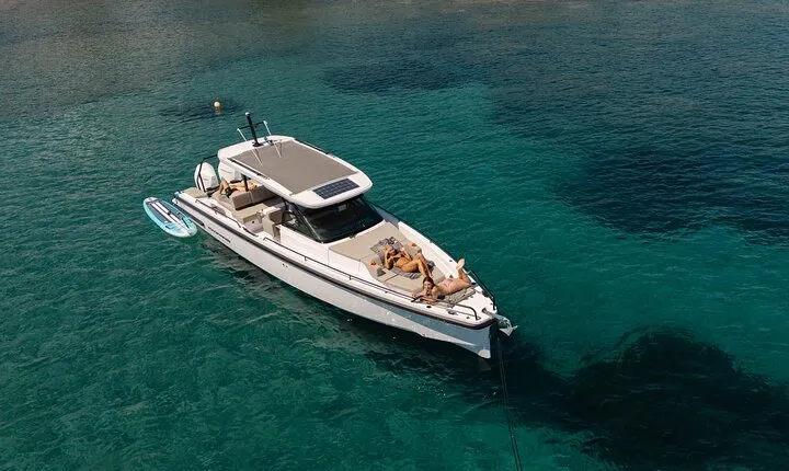Private Boat Trip Kea & Kythnos to Discover the Cyclades Islands