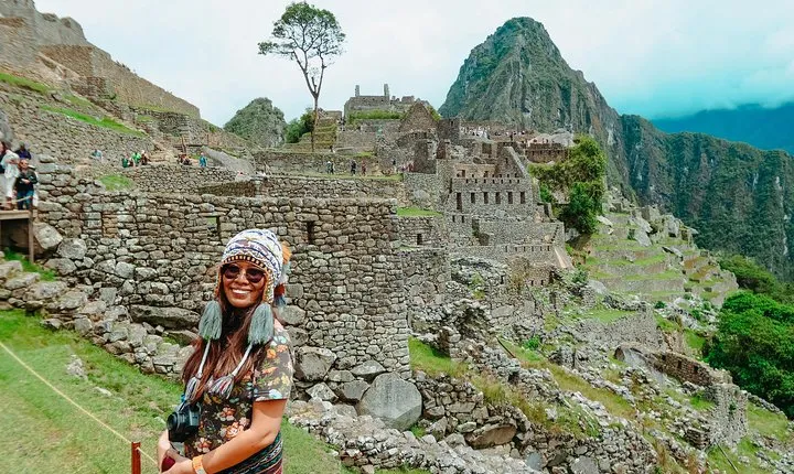 Machu Picchu 2-Day by Train: Chinchero-Maras, Moray-Salt Mines, Ollantaytambo