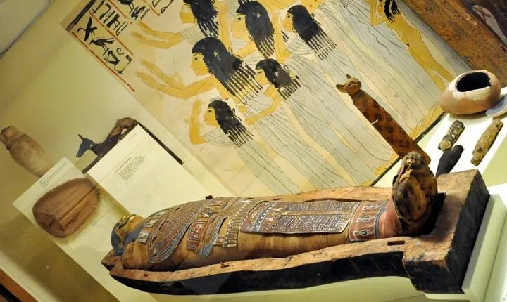 Half-Day Tour: Luxor Museum & Mummification Museum