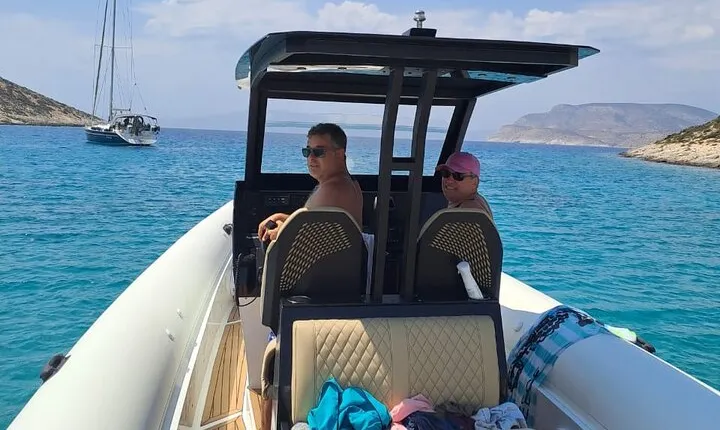 Private Motor Yacht Cruise To Koufonissia From Paros