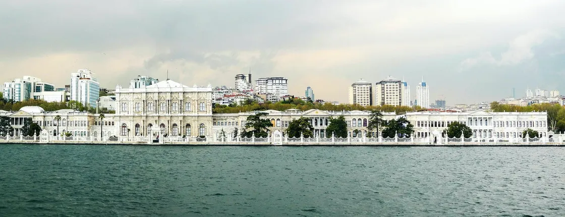 Istanbul two-hour Bosphorus cruise on Luxury Yacht