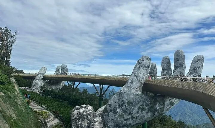 Golden Bridge In the Afternoon & Dragon Fire Show - PrivateTour