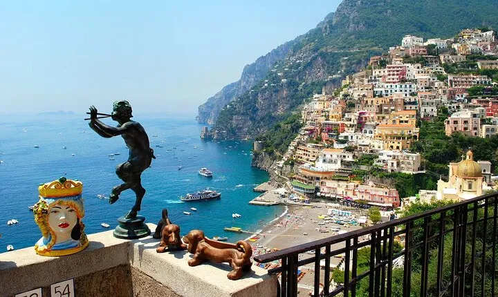 Naples to Positano, Amalfi and Vetri sul mare 8 hours trip