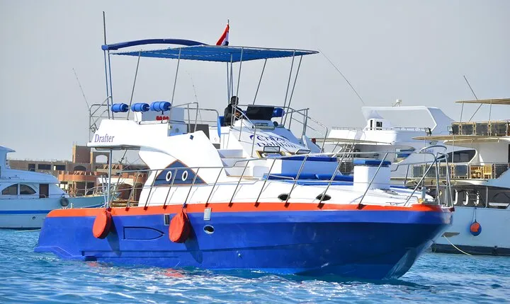 Full Day Private Fishing Boat & Snorkeling Sea Trip – Hurghada