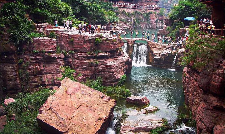 2-Day Private Trip to Yuntai Mountain and Shaolin Temple from Beijing by Bullet Train