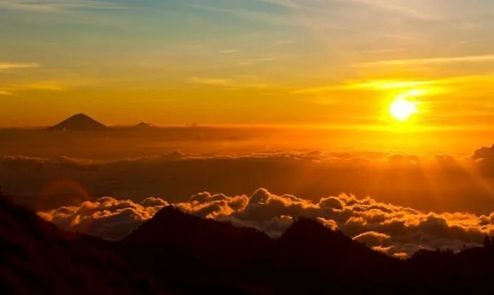 Mount Agung sunrise trekking in Bali
