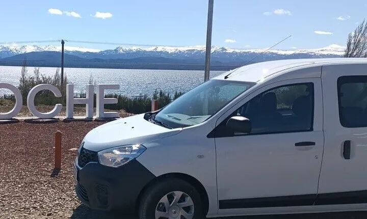 Private Transfer from Downtown Bariloche to the Airport