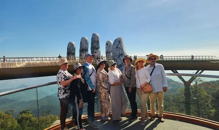 Golden Bridge with Both Hands & Ba Na Hills Private Tour