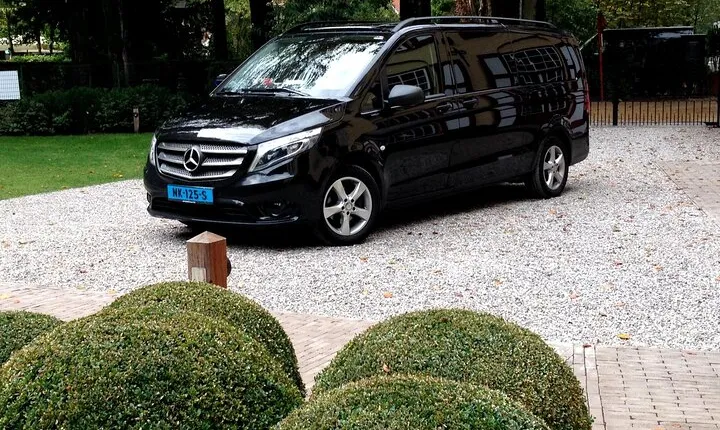 Private Transfer From Amsterdam City To Amsterdam Airport 