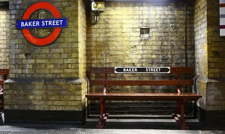 Secrets of the London Underground Small Group Walking Tour