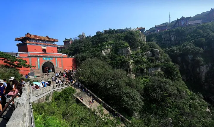 2-Day Bullet Train Trip to Jinan and Qufu from Beijing