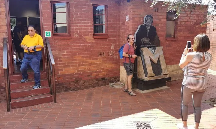 Full Day Soweto Township and Apartheid Museum Tour