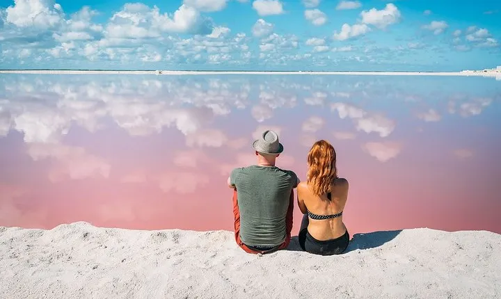 Pink Lake Tour from Las Coloradas with lunch and boat ride