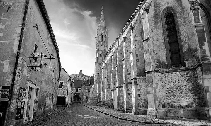 Bratislava 2 hours walking tour with beer tasting