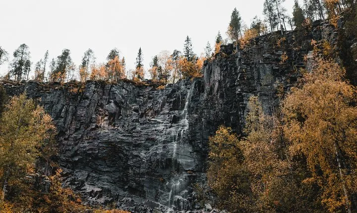 Hiking Tour to Kouroma Canyon from Rovaniemi
