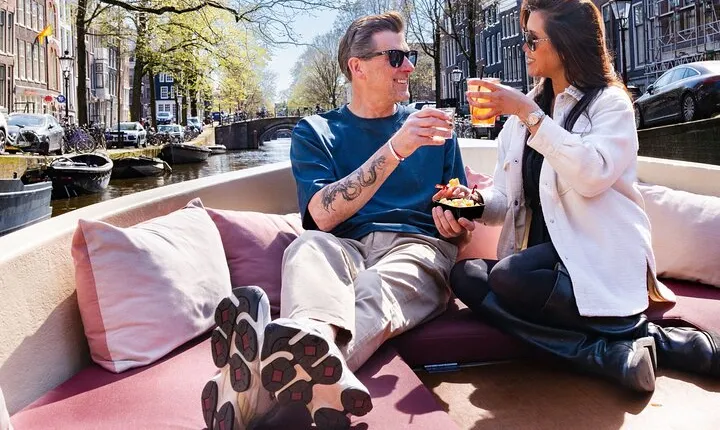 Dutch Cheese & Drinks Guided Amsterdam Boat Tour, All Inclusive