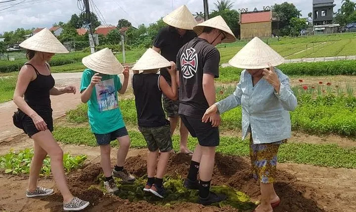 Hoi An Countryside Tour with 3 Local villages & Lunch