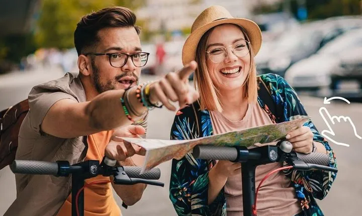 Krakow City Tour on Scooter and Food Tasting with English Guide