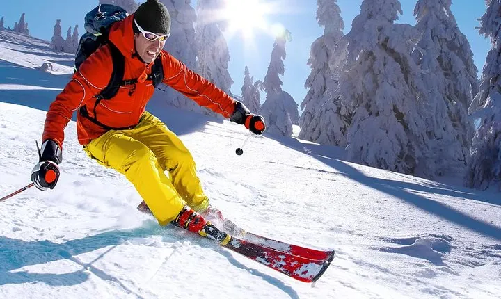 Private Day Tour of Beijing Jundushan Ski Resort and Juyongguan Great wall