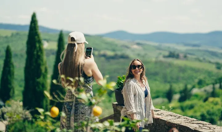 Pasta Cooking Class in Florence & Wine Tour in Chianti Day Trip