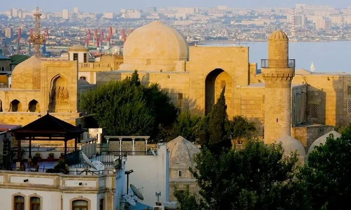 Baku: Old City Walking Tour.