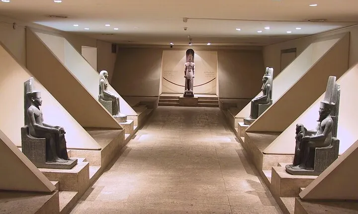 Visit Luxor Museum and Mummification Museum