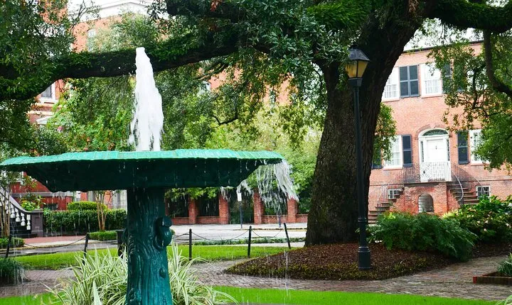 Savannah History Walking Tour