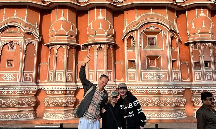 Jaipur City Tour from Agra by Car (All-Inclusive)