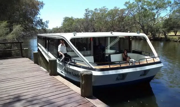 Swan Valley River Cruise and Wine Tasting Day Trip from Perth