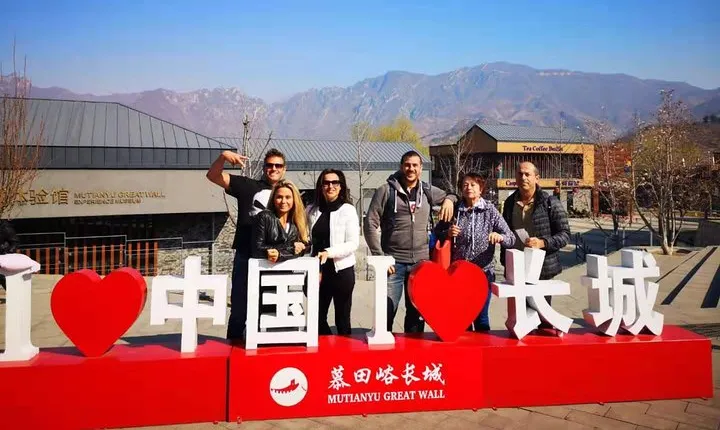 Beijing Layover Tour to Mutianyu Great Wall and Ming Tomb