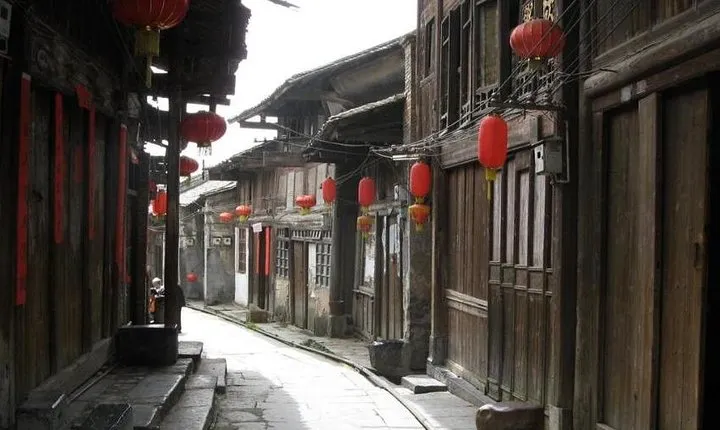 Guilin Private Tour of Daxu Old Town and Yaoshan Tea Plantation