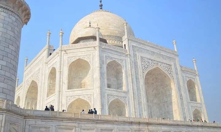 Priavte Taj Mahal at Sunrise and Agra Day Tour from Delhi